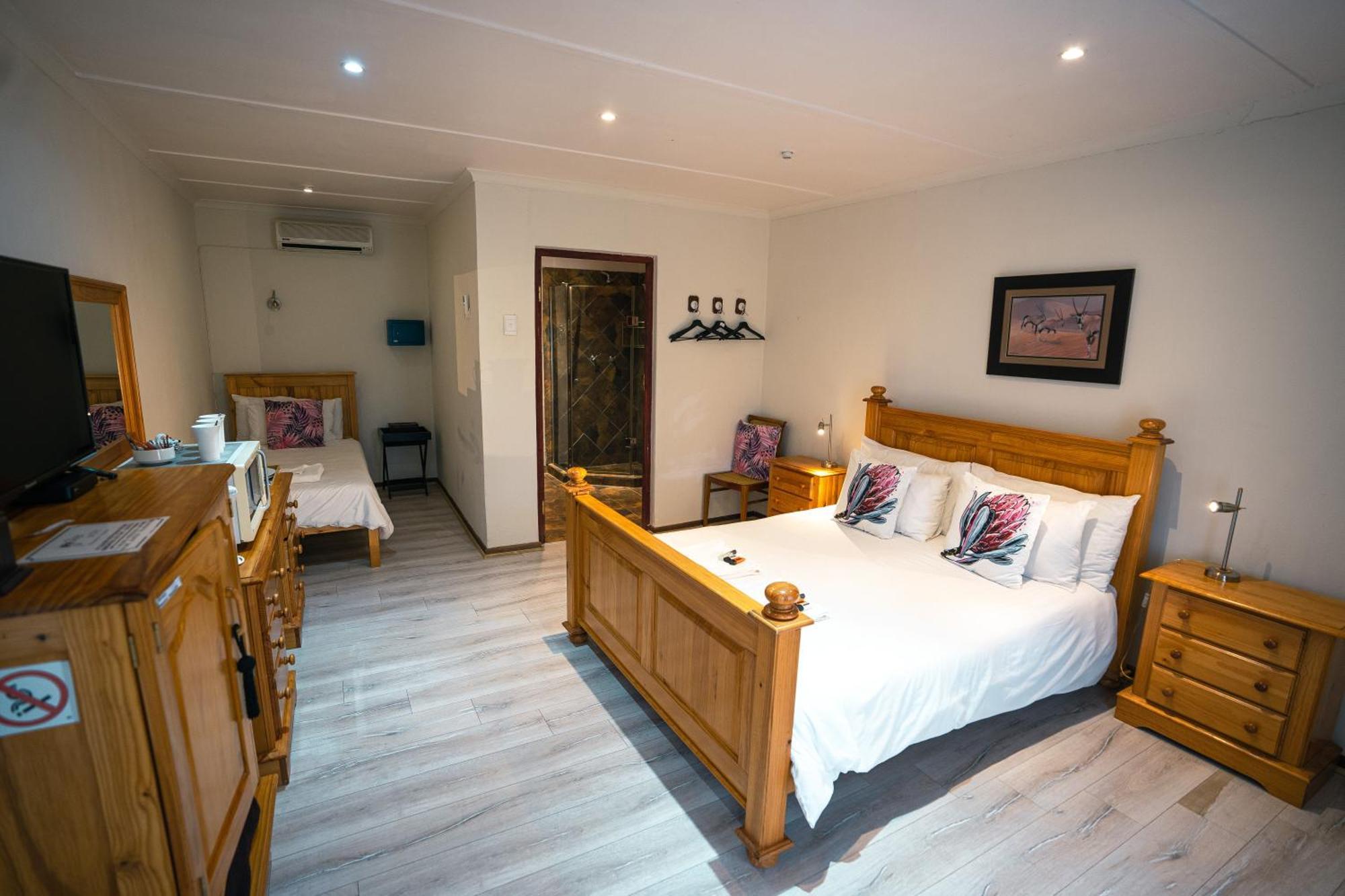 Olive Grove Guest Farm Villa Beaufort West Exterior foto